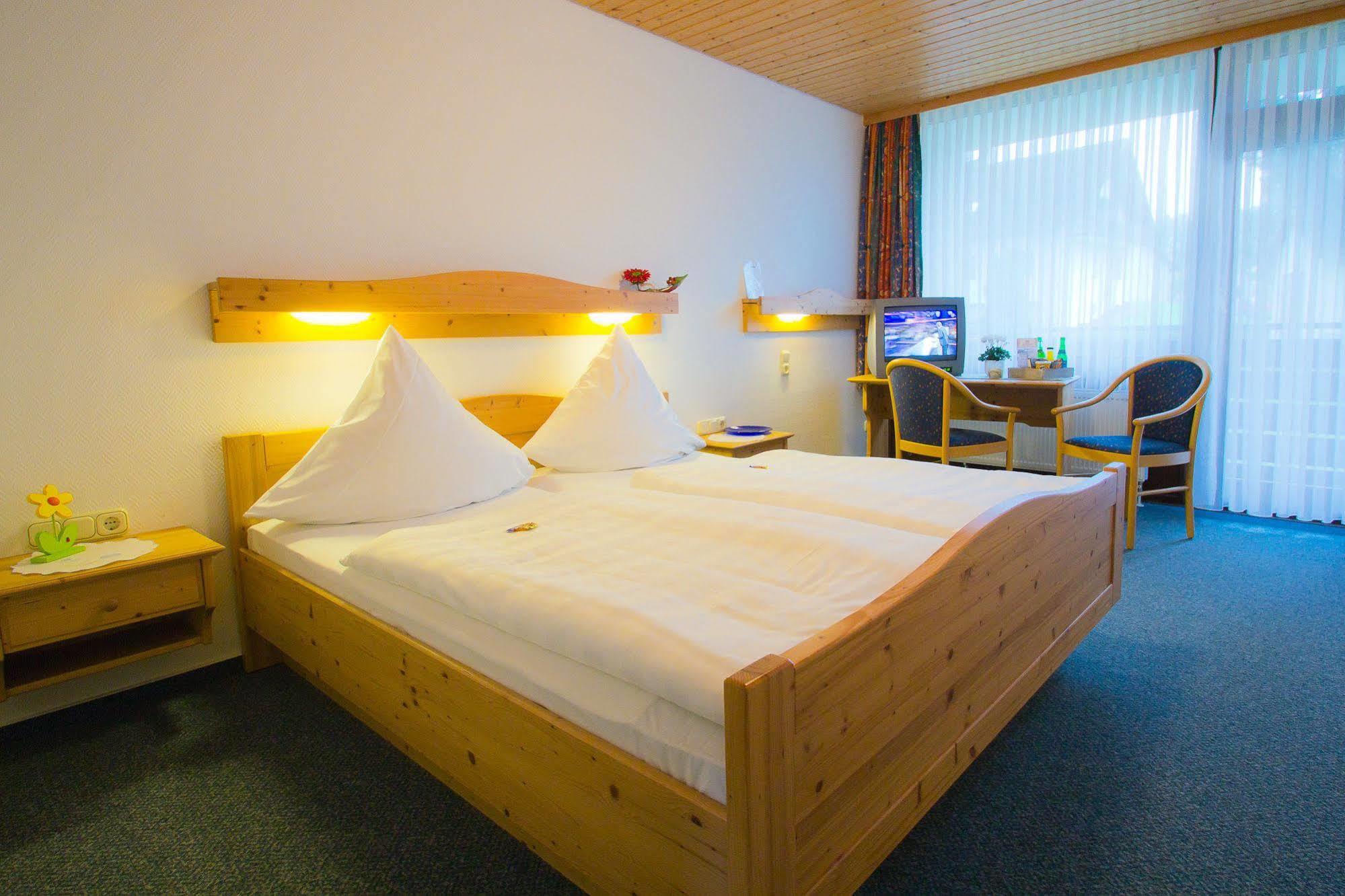 Hotel Am Lingelbach 크눌발트 외부 사진
