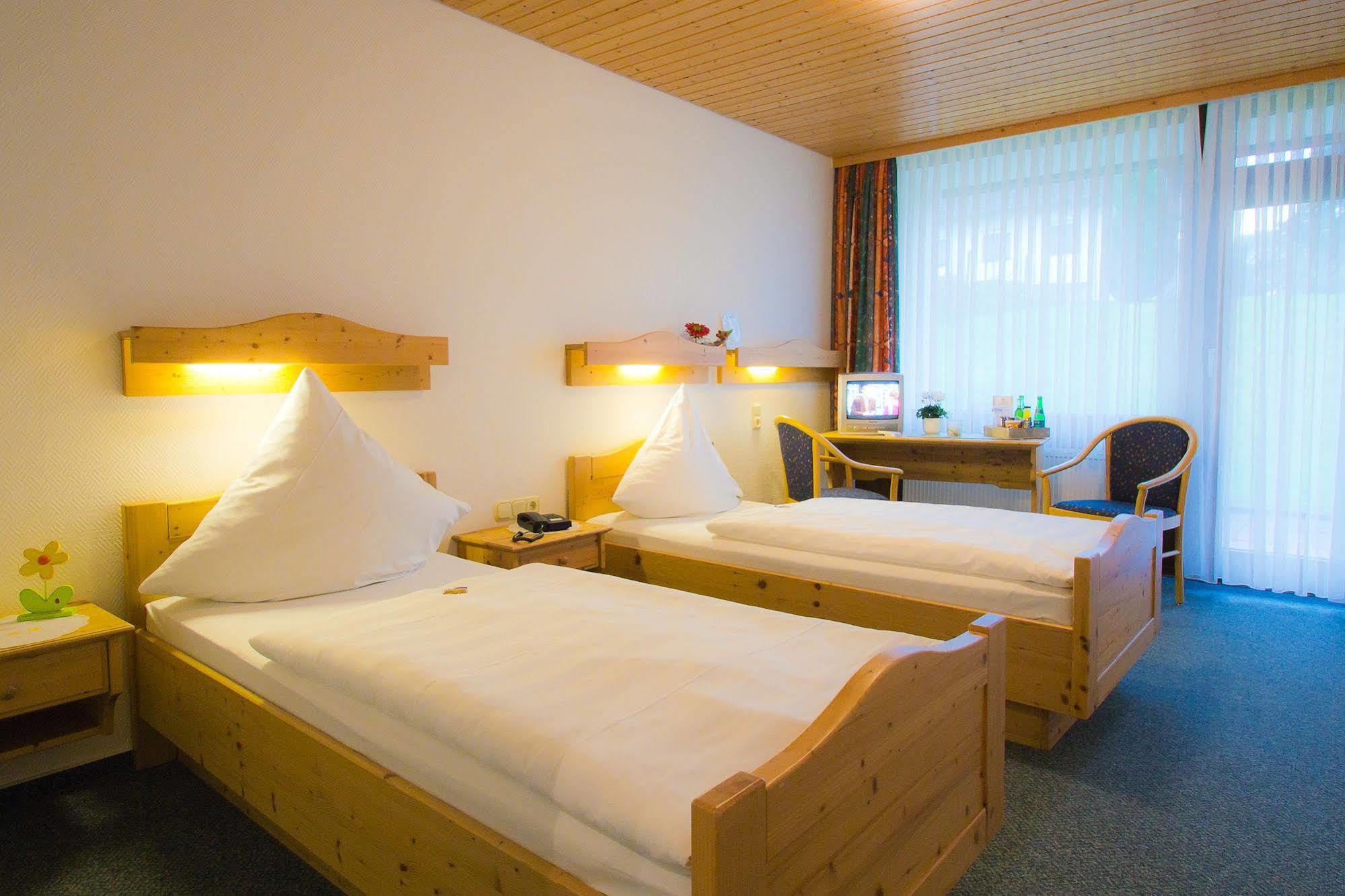 Hotel Am Lingelbach 크눌발트 외부 사진