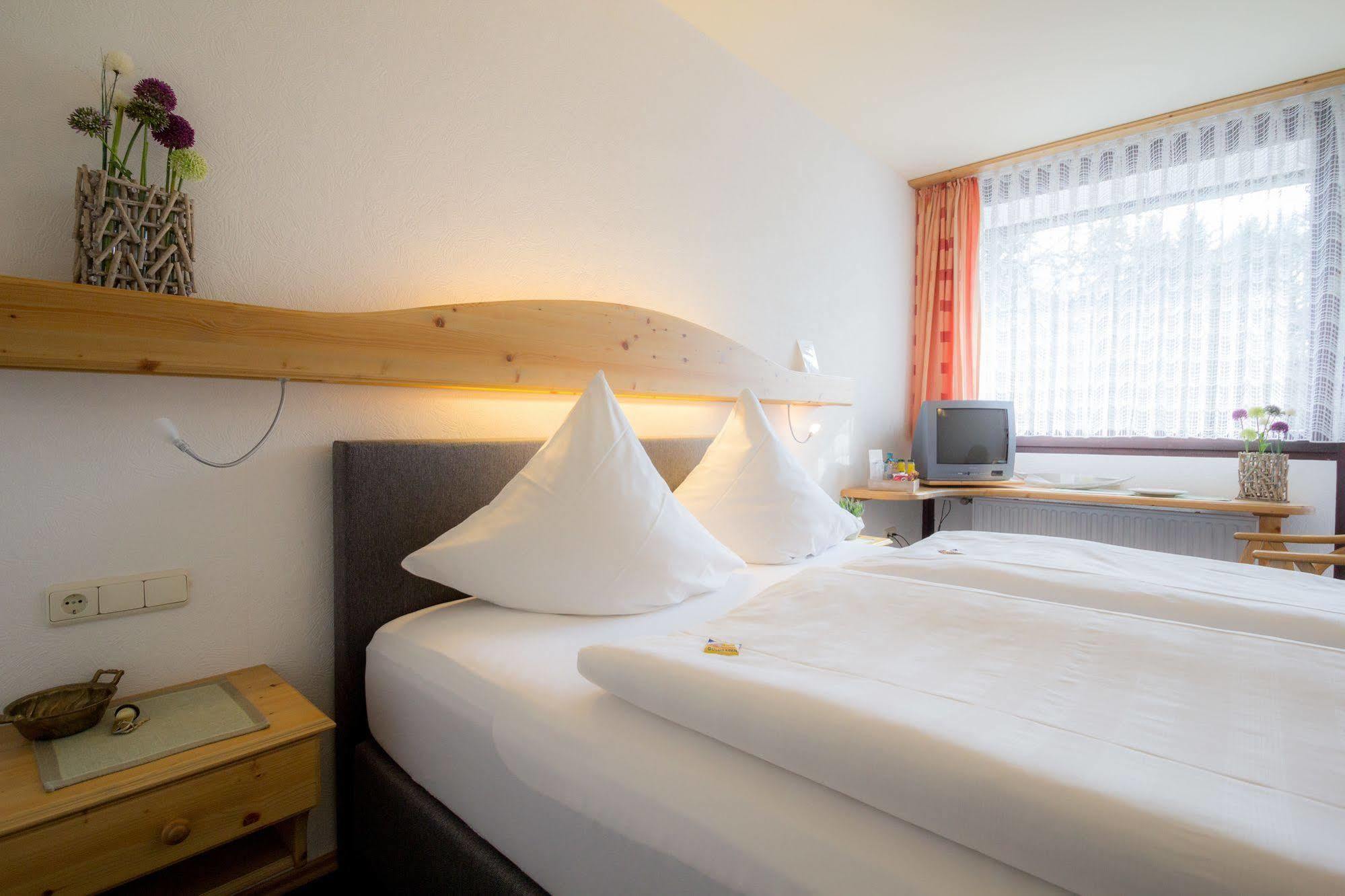 Hotel Am Lingelbach 크눌발트 외부 사진